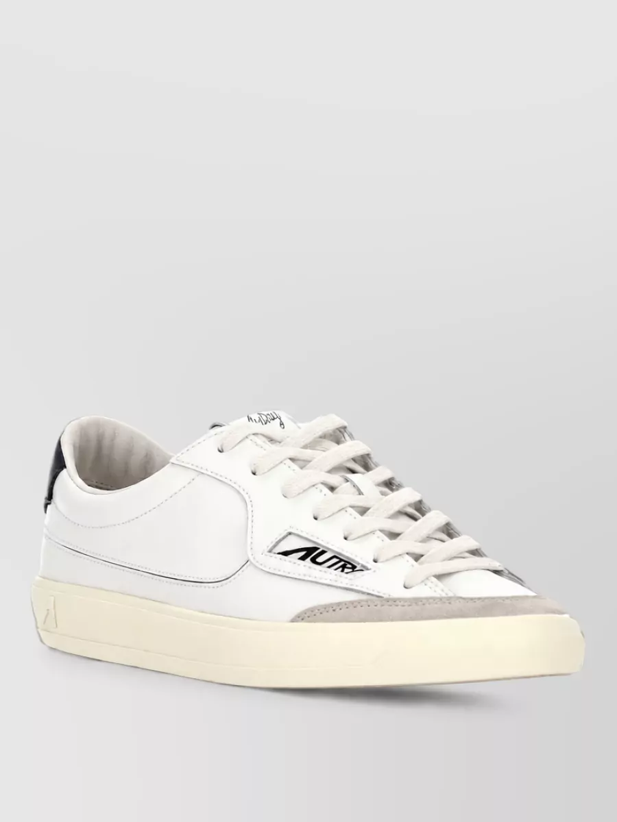 Autry leather low-top sneakers