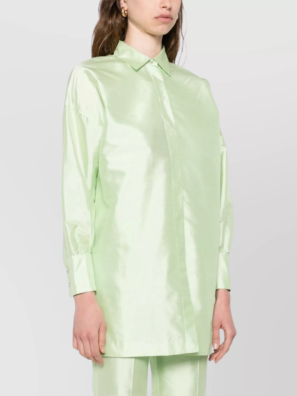 Max Mara Longline Shiny Pointed Collar Top In Green