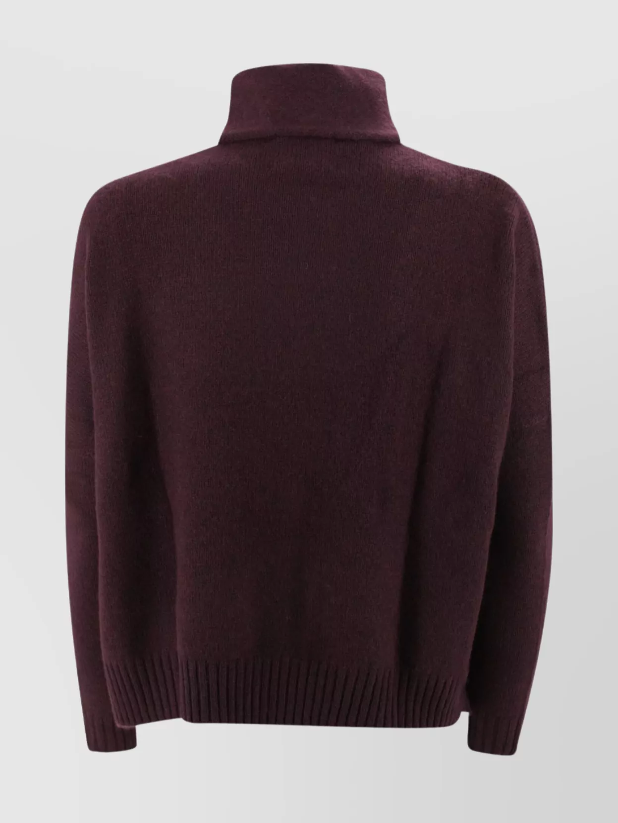 Kujten Cozy Cashmere Turtleneck Sweater
