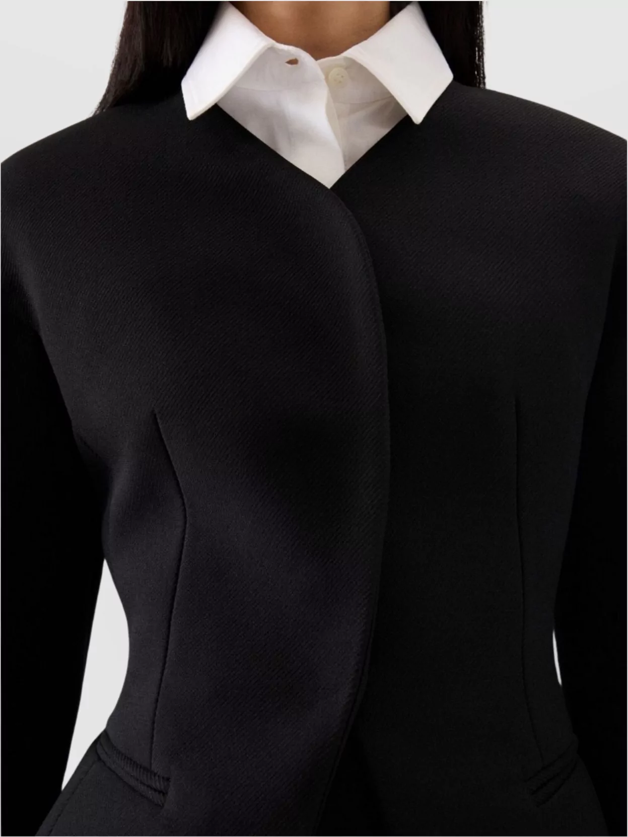 Jacquemus Tailored Blazer Peplum Structured Shoulders In Black