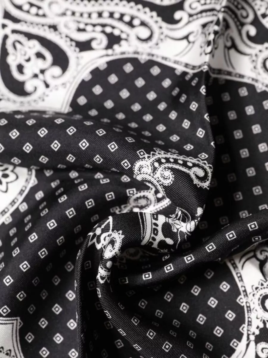 Dolce&Gabbana Silk Bandana-Print Square Scarf
