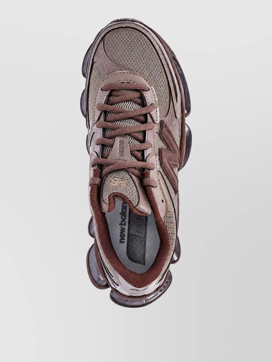 New Balance Abzorb 2000 Low-Top Sneakers