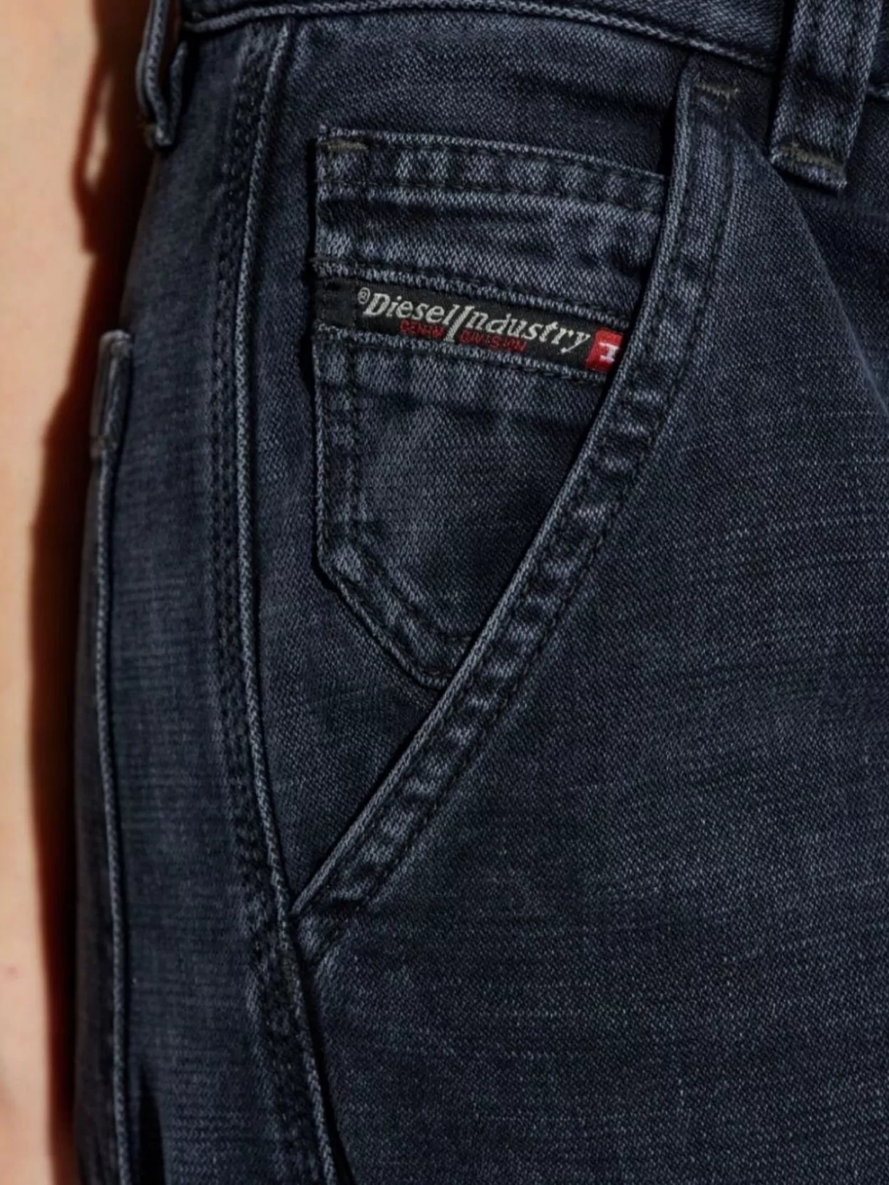 DIESEL STRAIGHT TROUSERS CARGO POCKETS
