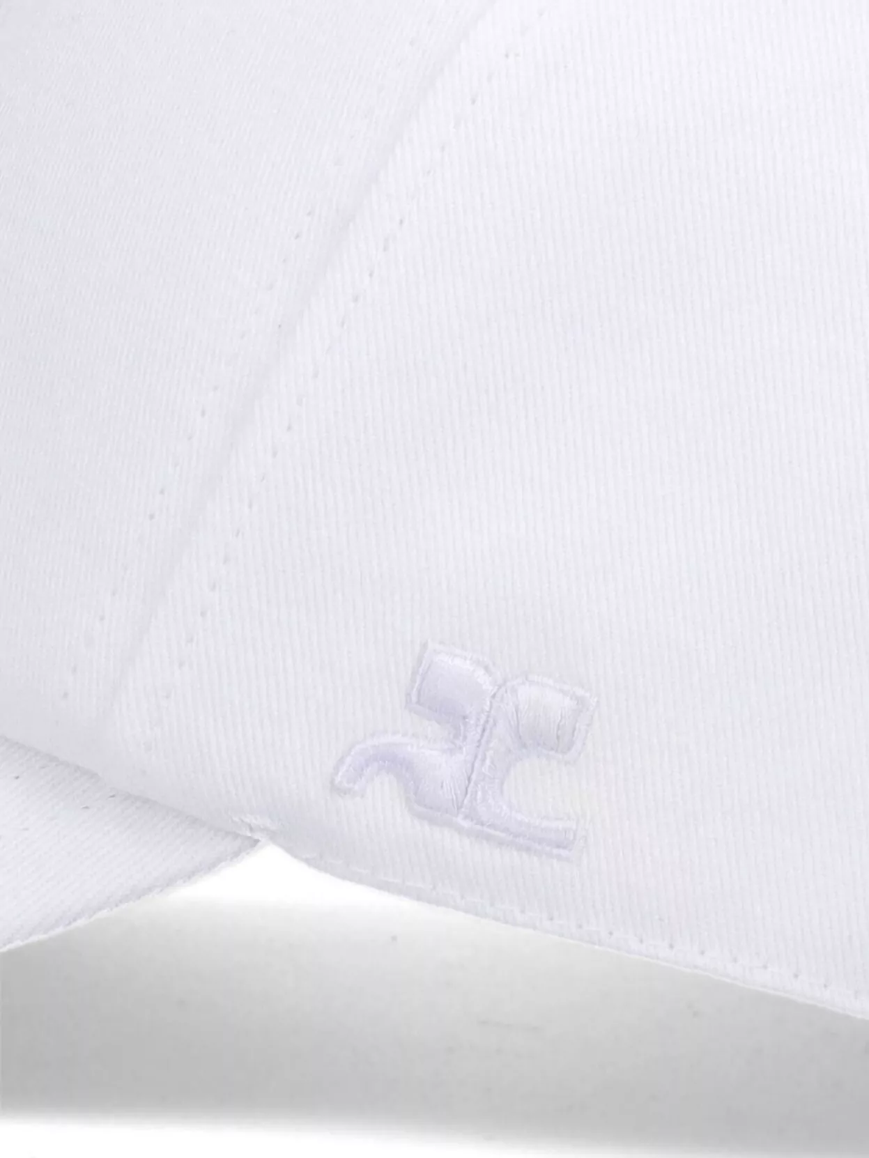 Courrèges Hat Casual Curved Brim In White