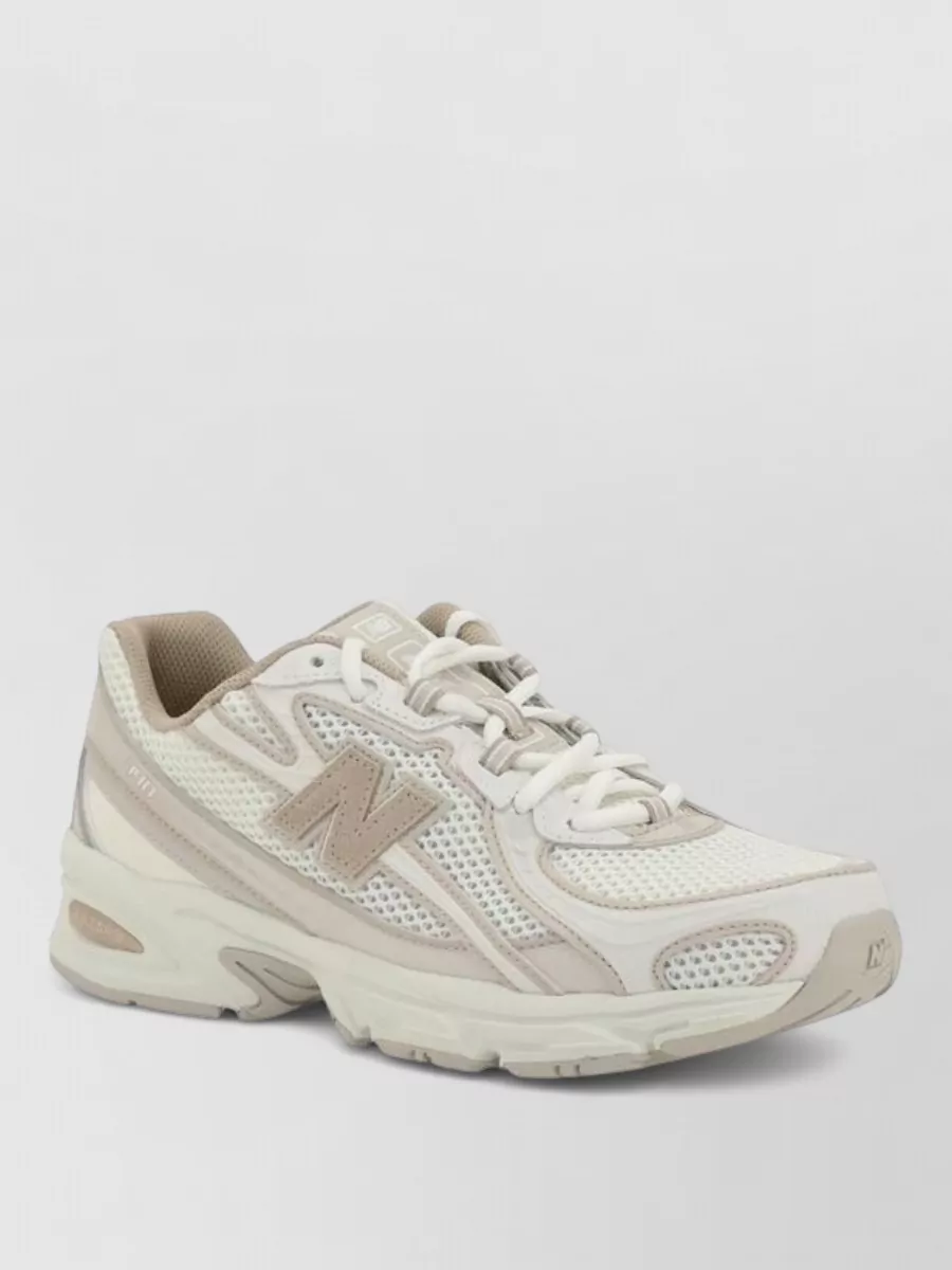New Balance leather low-top sneakers