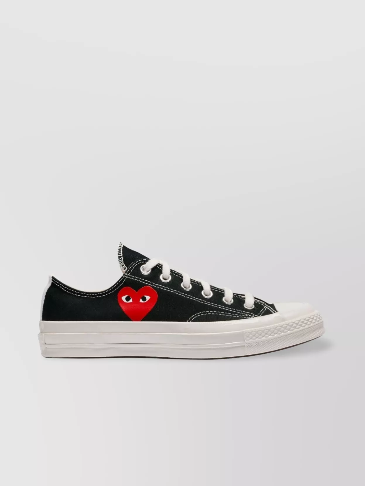 Comme Des Garçons Play Play Converse Chuck Taylor