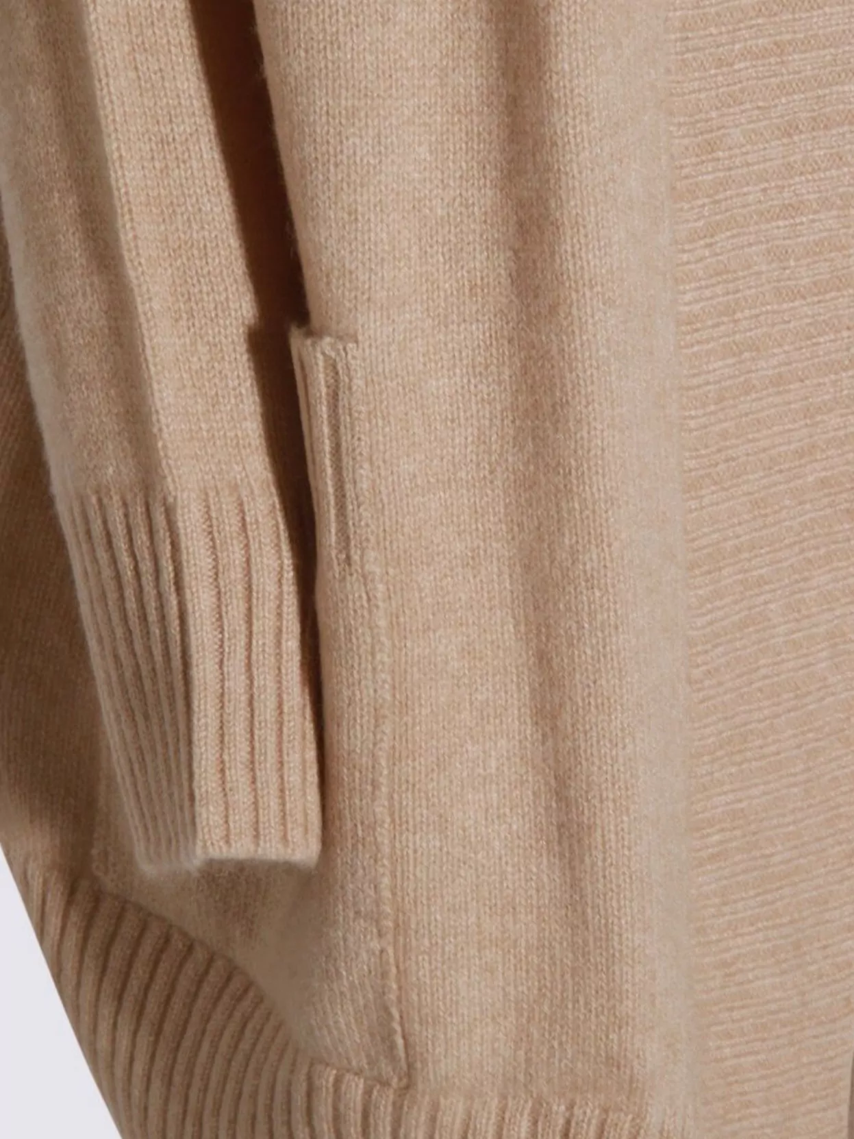 Kujten Longline Crewneck Knitwear Patch Pockets