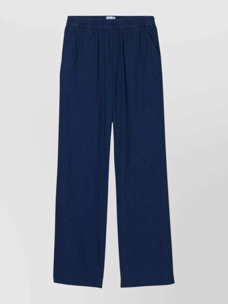 Closed Slim-Fit Tapered Trousers