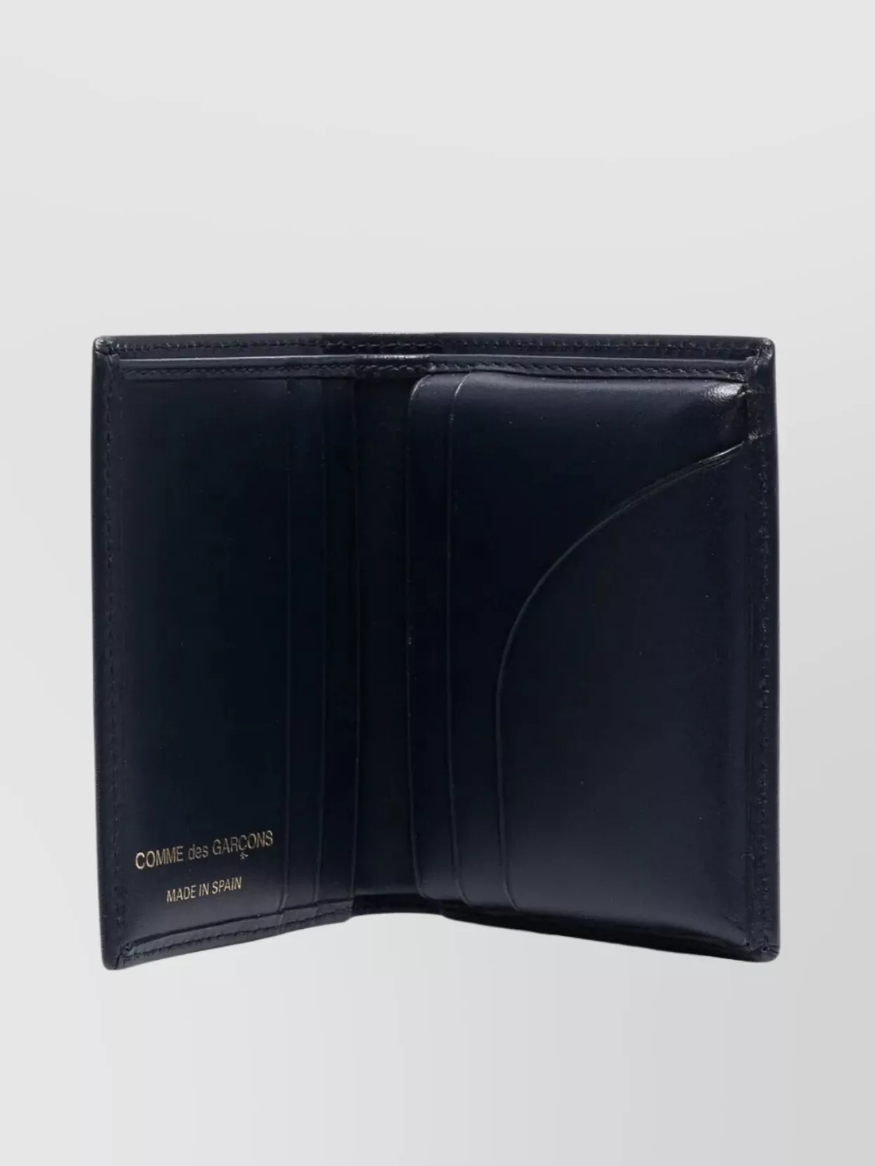 Comme Des Garçons Classic Leather A Line Wallet Accessories