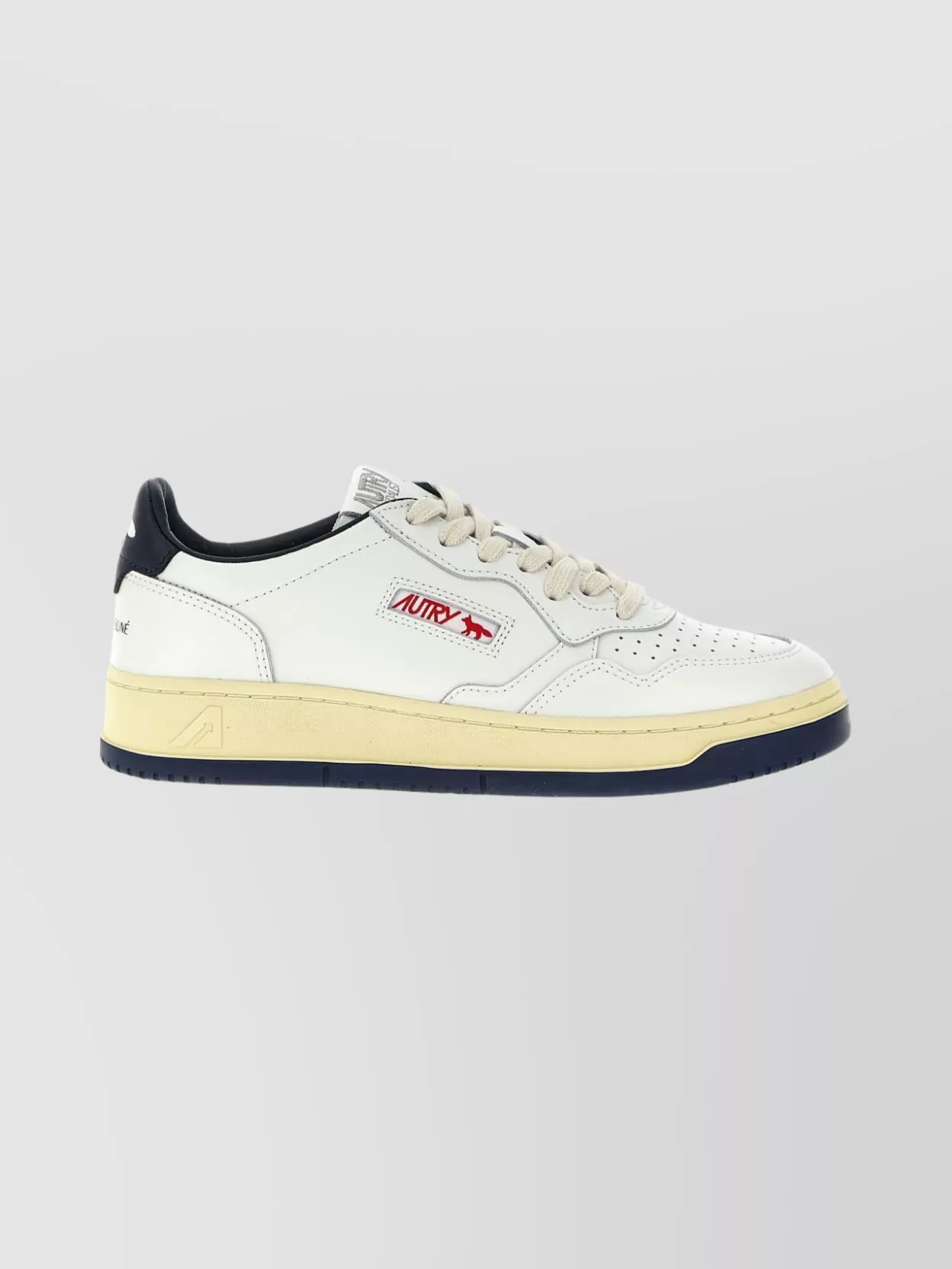 Autry Maison Kitsuné Medalist Low Sneakers