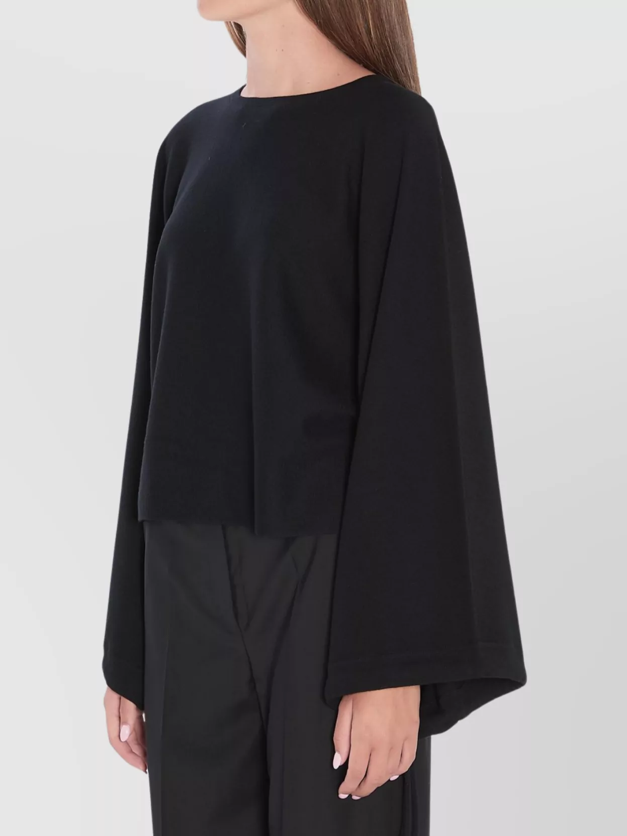 Max Mara Wool Batwing Sleeve Cropped Sweater In Black