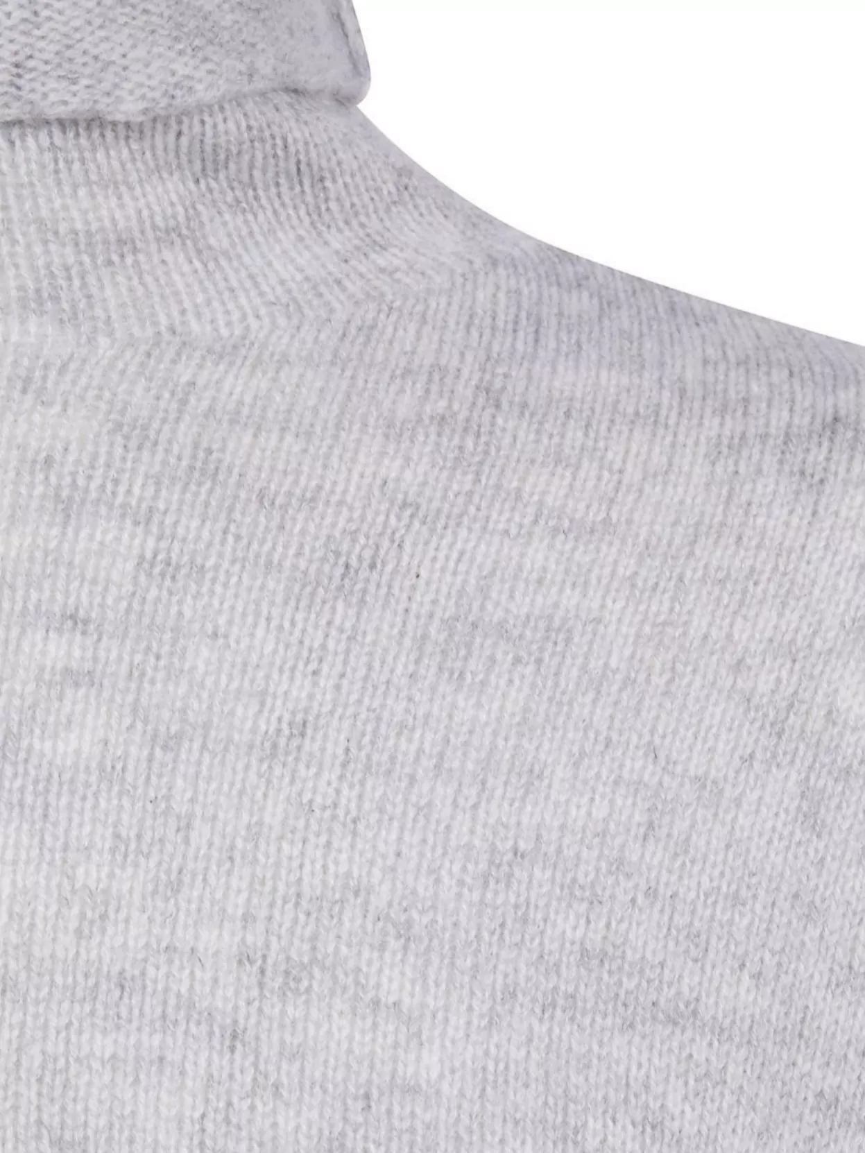 Kujten Turtle Neck Knit Sweater Tila