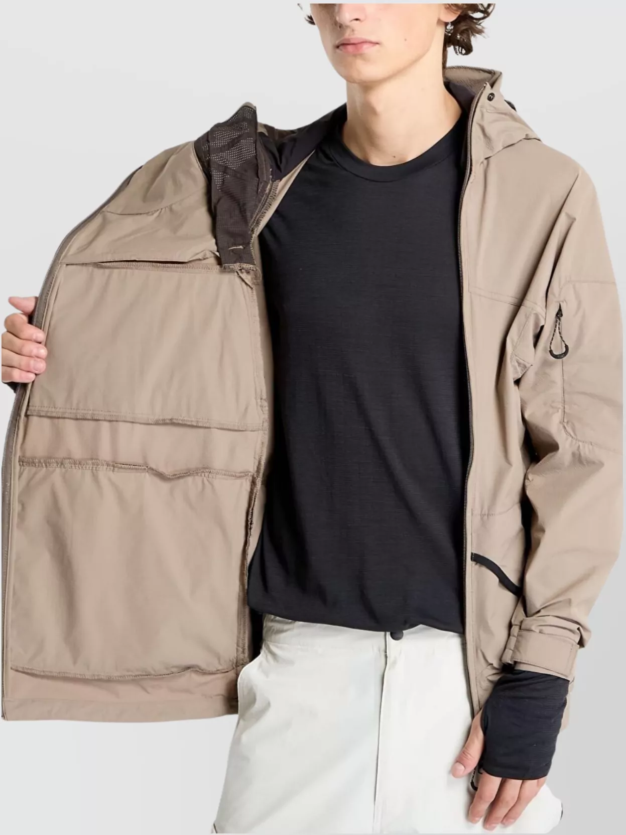 Oakley Versatile Hooded Jacket Adjustable Features