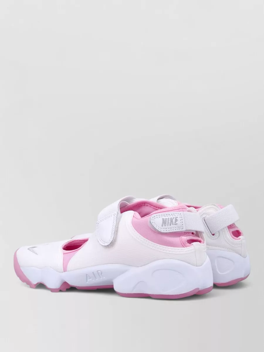 Nike Textile Split-Toe Sandals