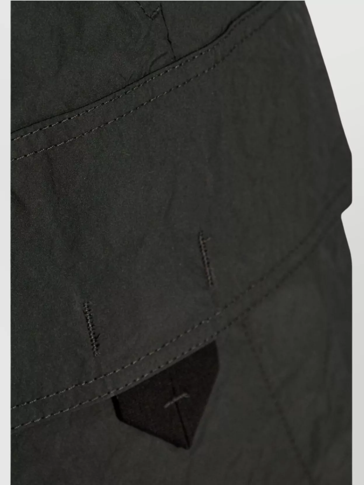 Dsquared2 Cargo Style Shorts With Pockets And Loops