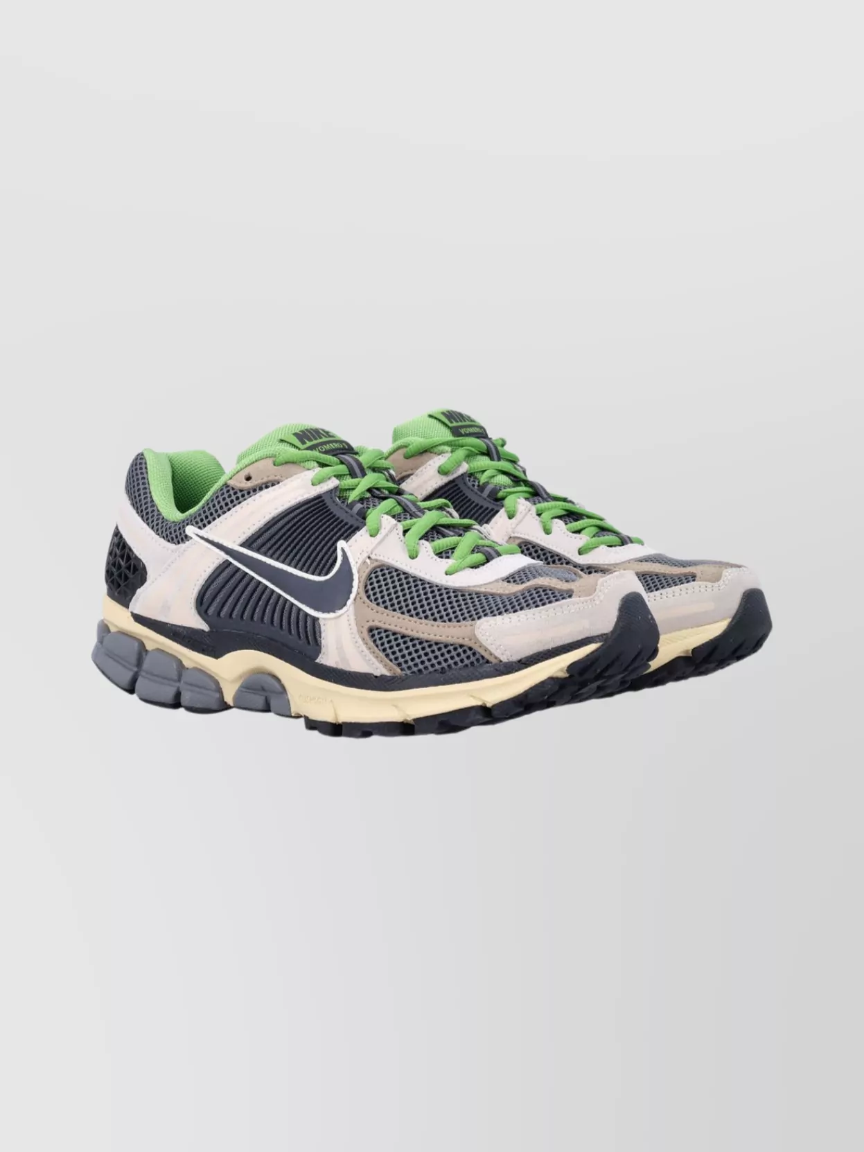 Nike Lightweight Sneakers With Ventilated Heel Structure