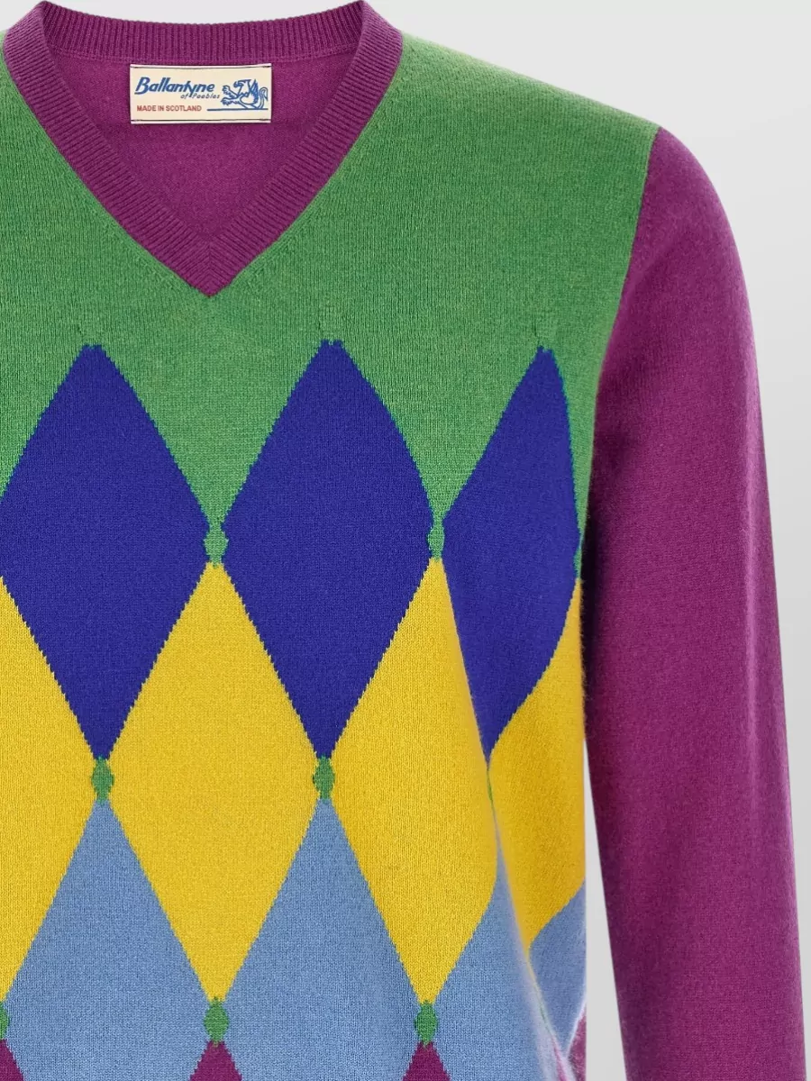 Ballantyne Cashmere Ribbed V-Neck Intarsia Sweater