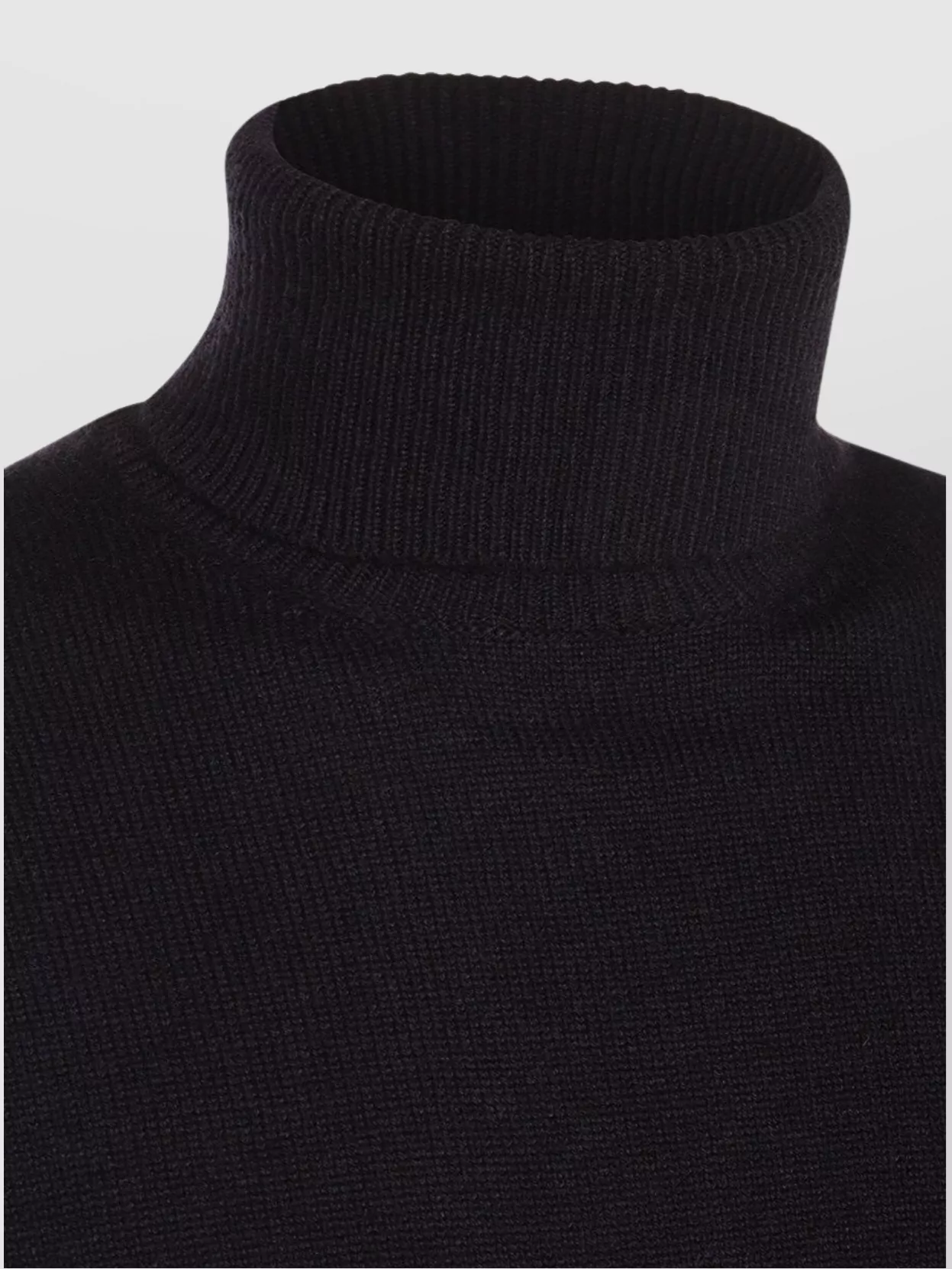 Malo Ribbed Turtleneck Sweater Long Sleeves