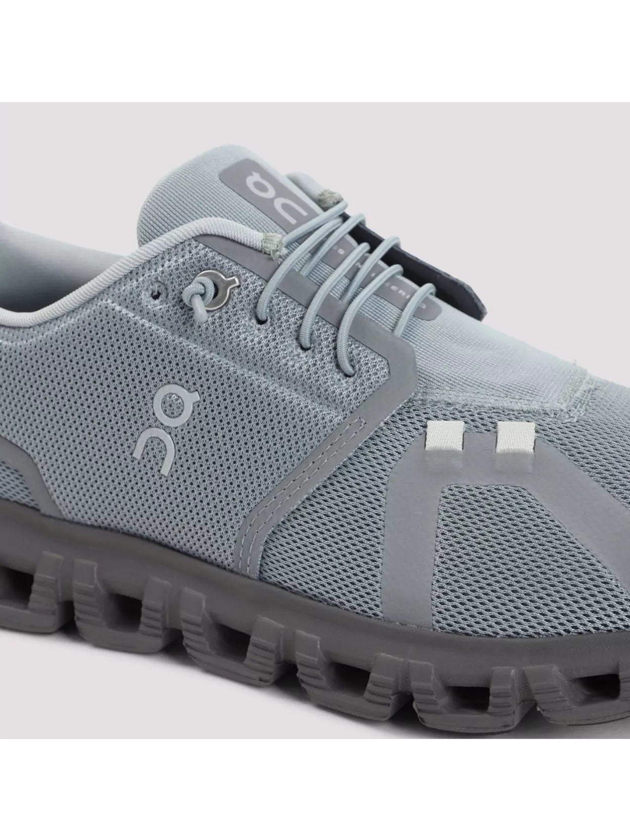 On Airy Sneakers Model 6