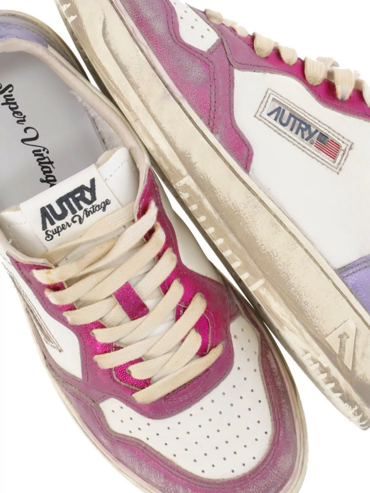 Autry Low Top Sneakers Contrasting Inserts