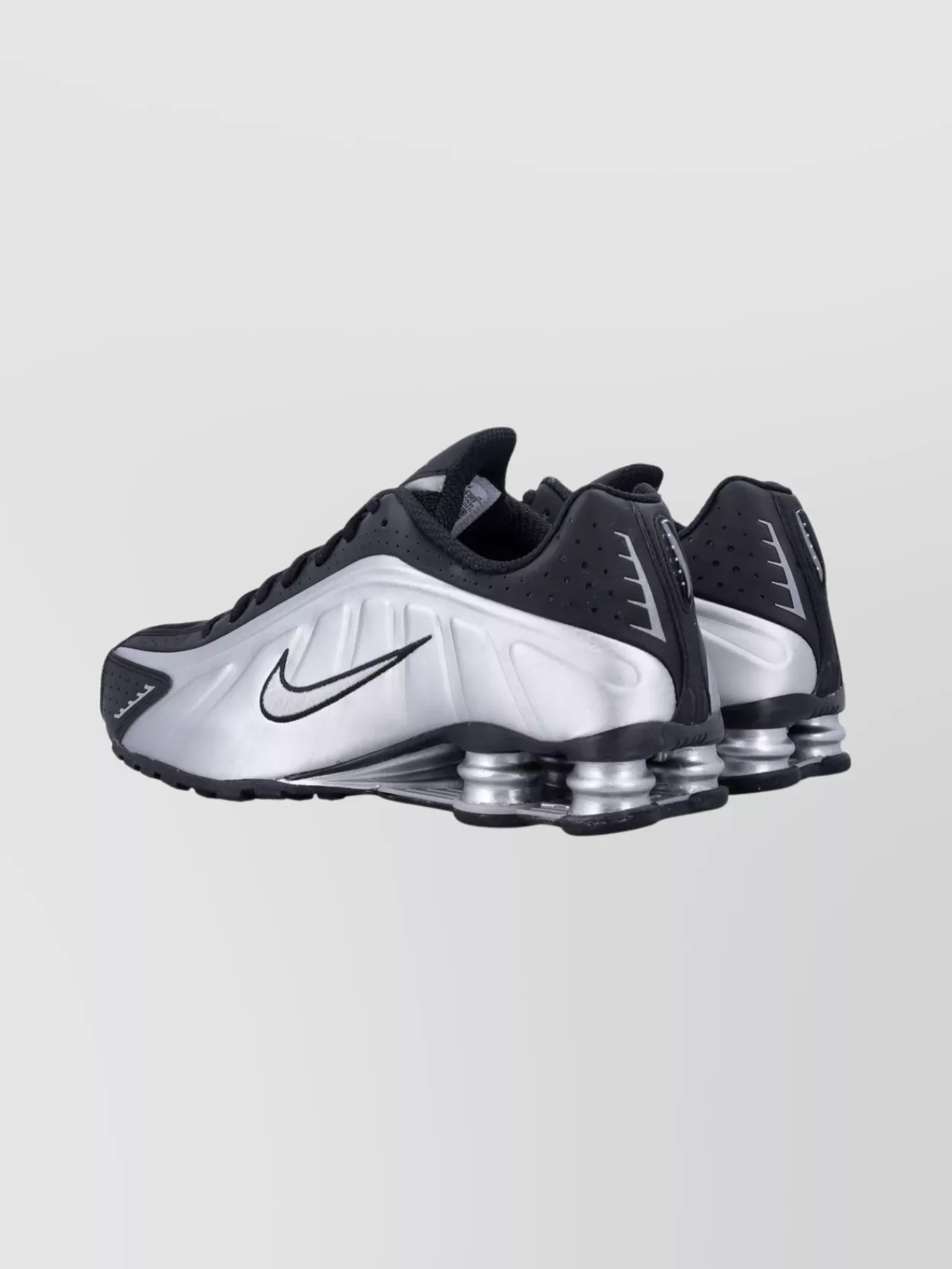 Nike 2000S Iconic Sneakers Futuristic Design