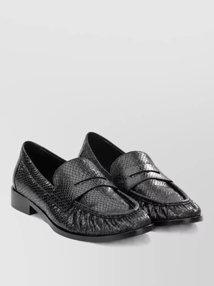Strategia leather loafers