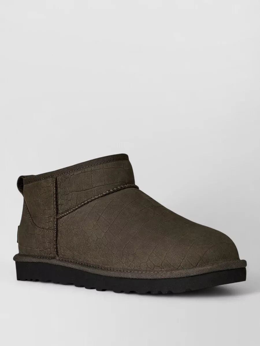 Ugg leather classic ultra mini ankle boots