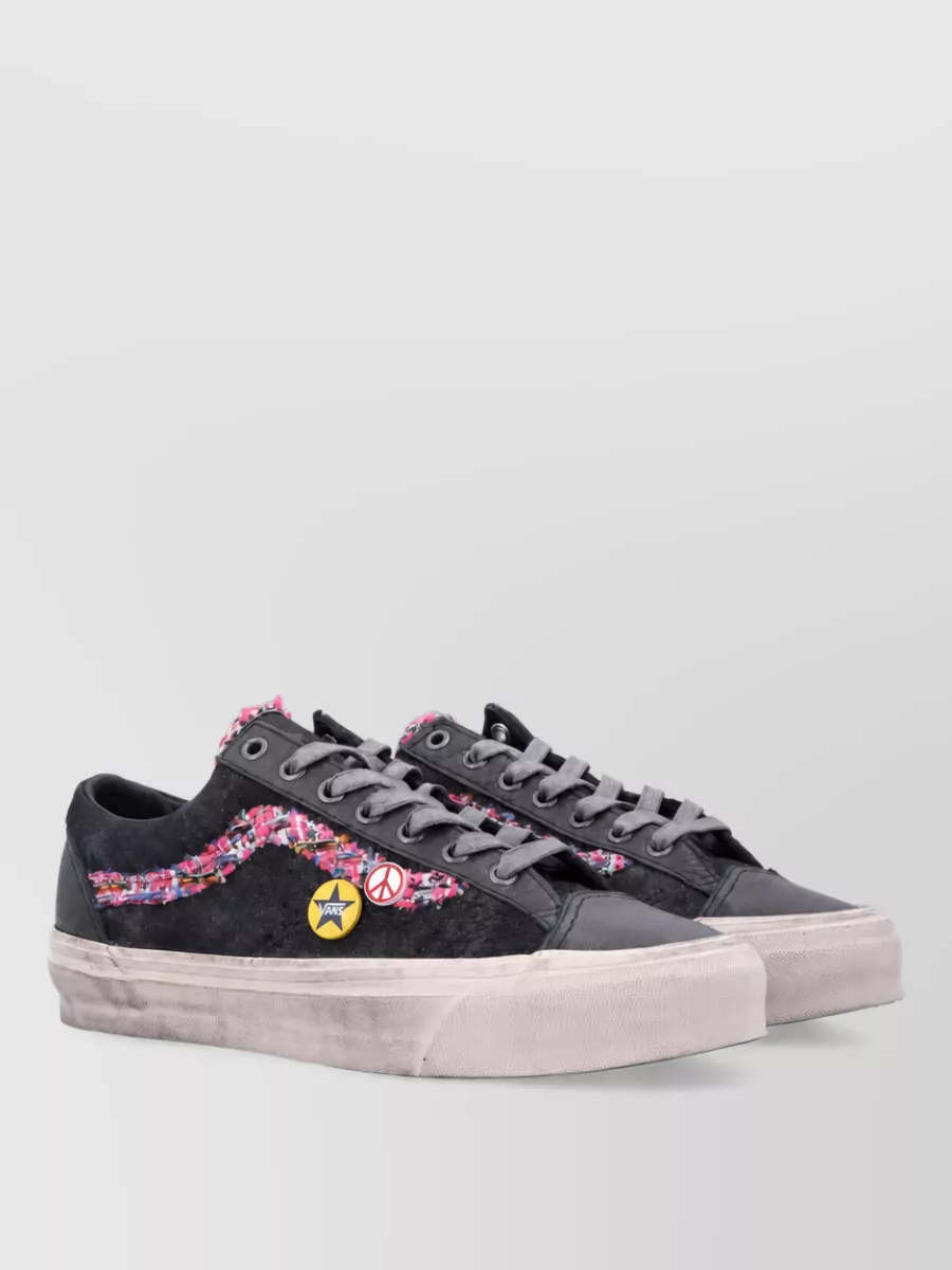 Vans lace-up low-top sneakers