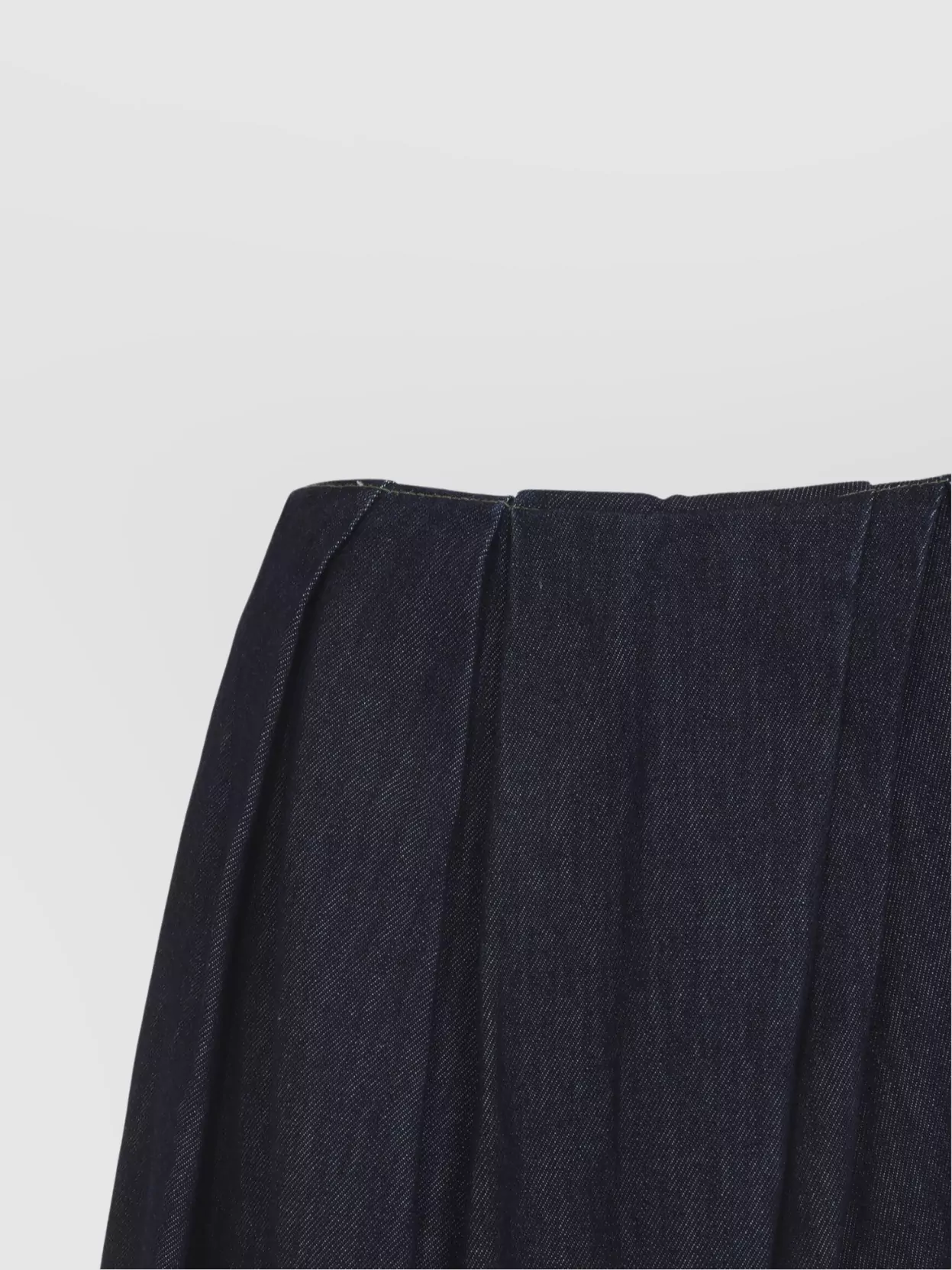Dries Van Noten Pleated Style Skirt For Modern Wardrobe