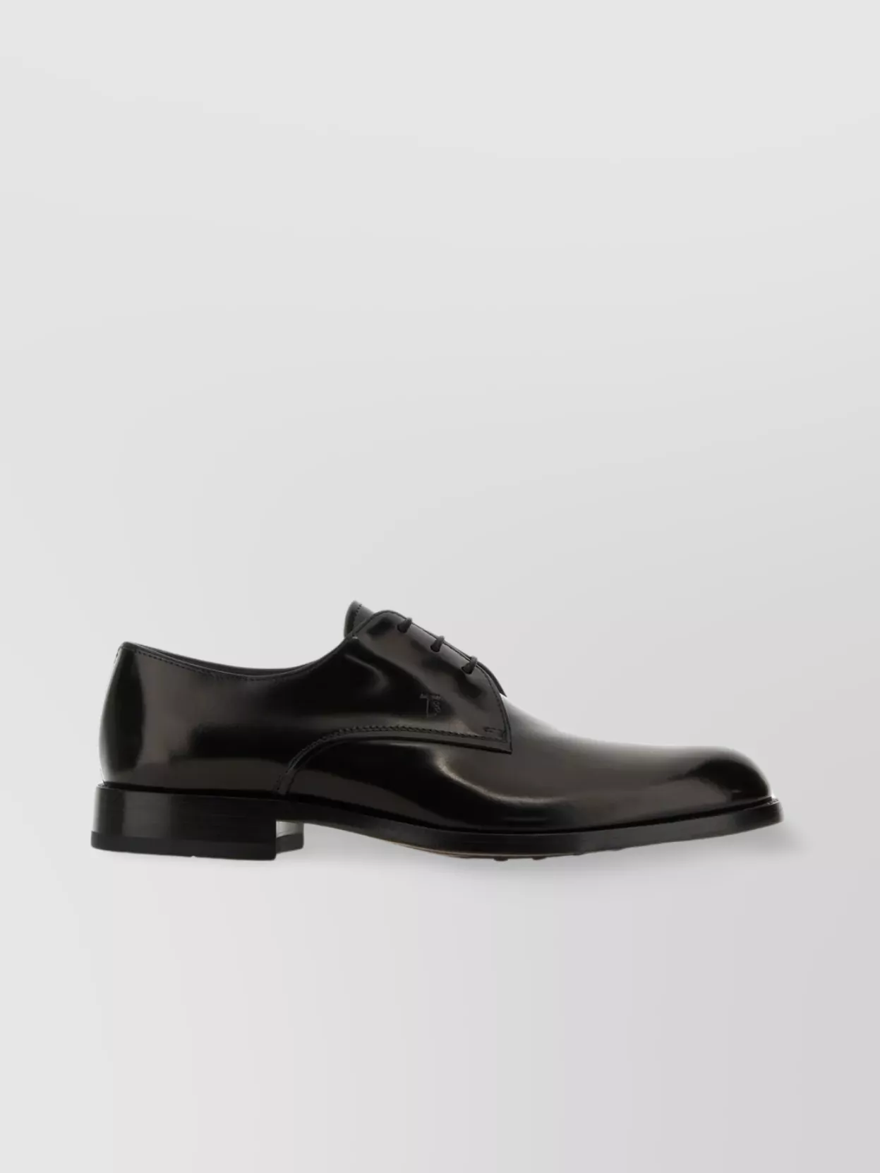 Shop Tod's Polished Smooth Leather Lace-ups In Black