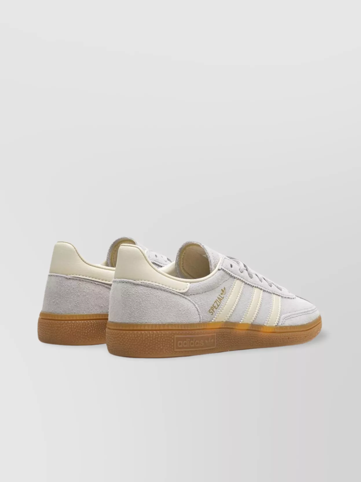 Adidas Round Toe Low-Top Leather Sneaker With Contrasting Heel Counter And Gum-Rubber Sole