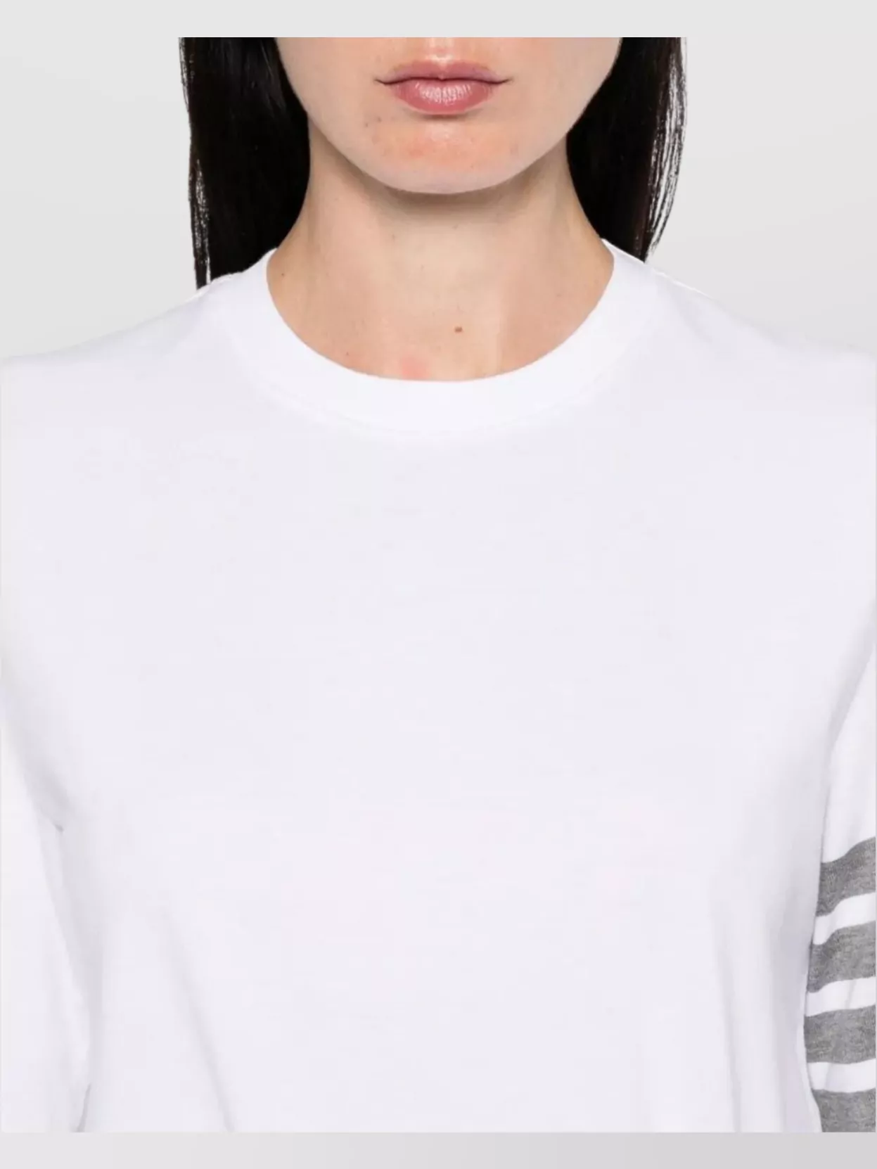 Thom Browne Short sleeve t-shirt w/ 4 bar stripe | The