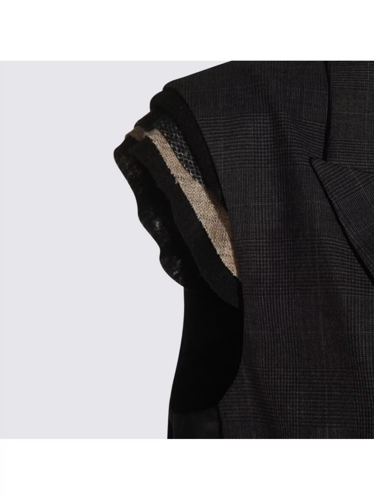 Sacai Tailored Vest With Button Detailing And Flap Pockets In Black