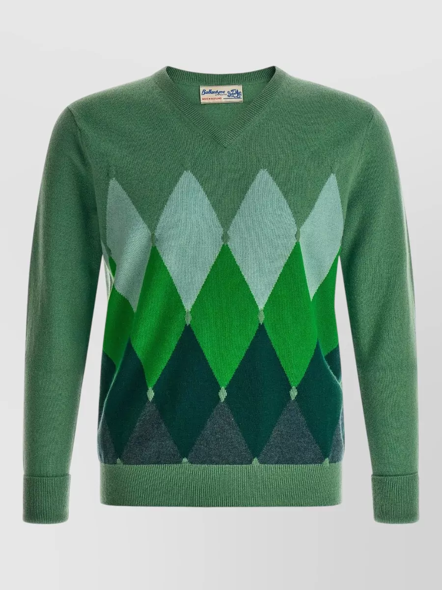 Ballantyne cashmere v-neck diamond-intarsia jumper