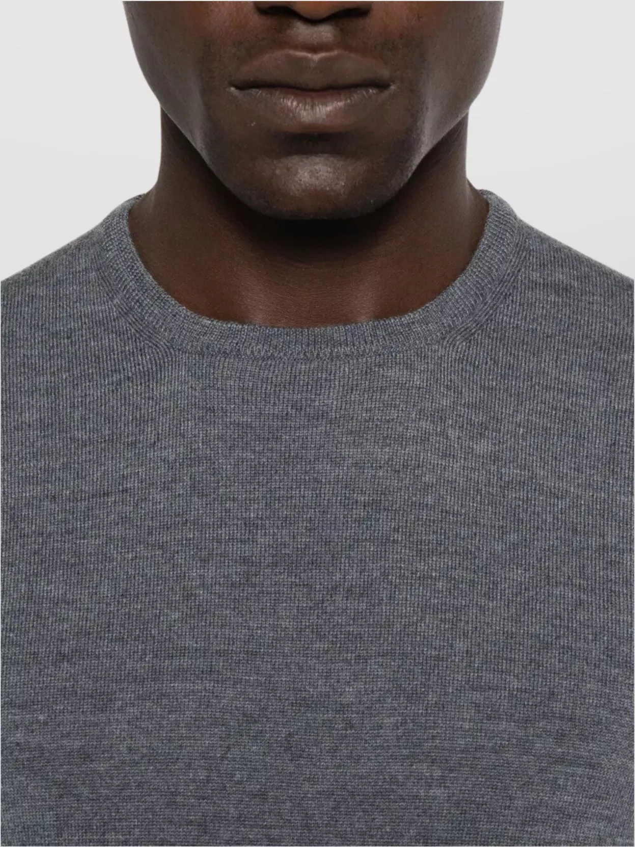 Tagliatore Fine Knit Long Sleeve Crew Neck Sweater