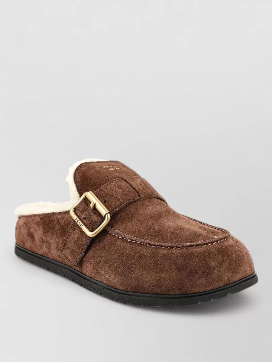 Prada Fussbett Suede Buckle Rubber Sole Slippers In Brown