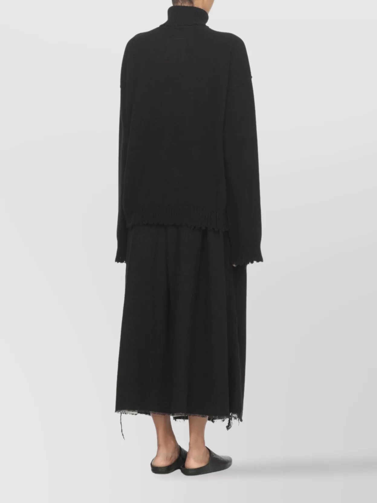 Uma Wang High Neck Ribbed Cashmere Sweater With Frayed Hem