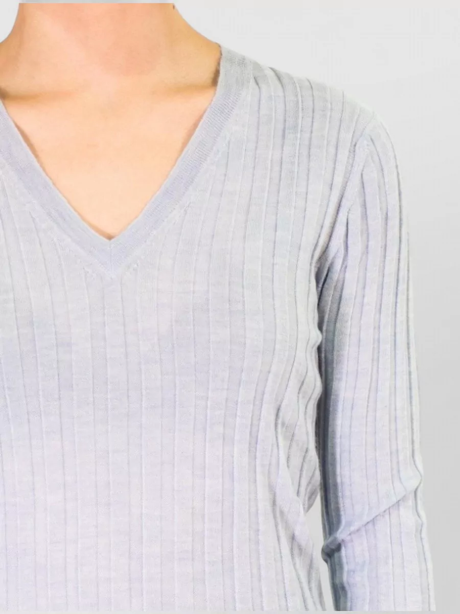 La Rose Cashmere Silk V-Neck Knitted Top