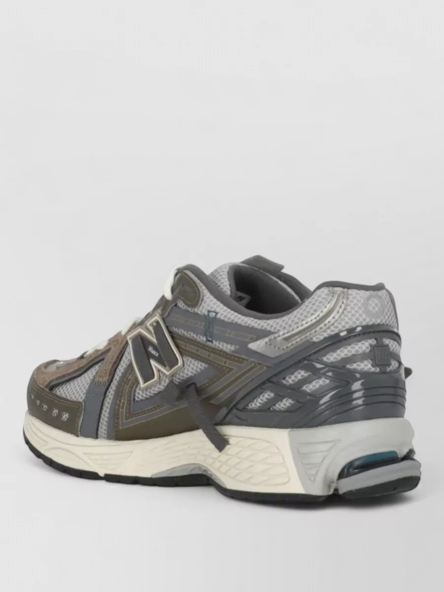New Balance Leather Low-Top Sneakers
