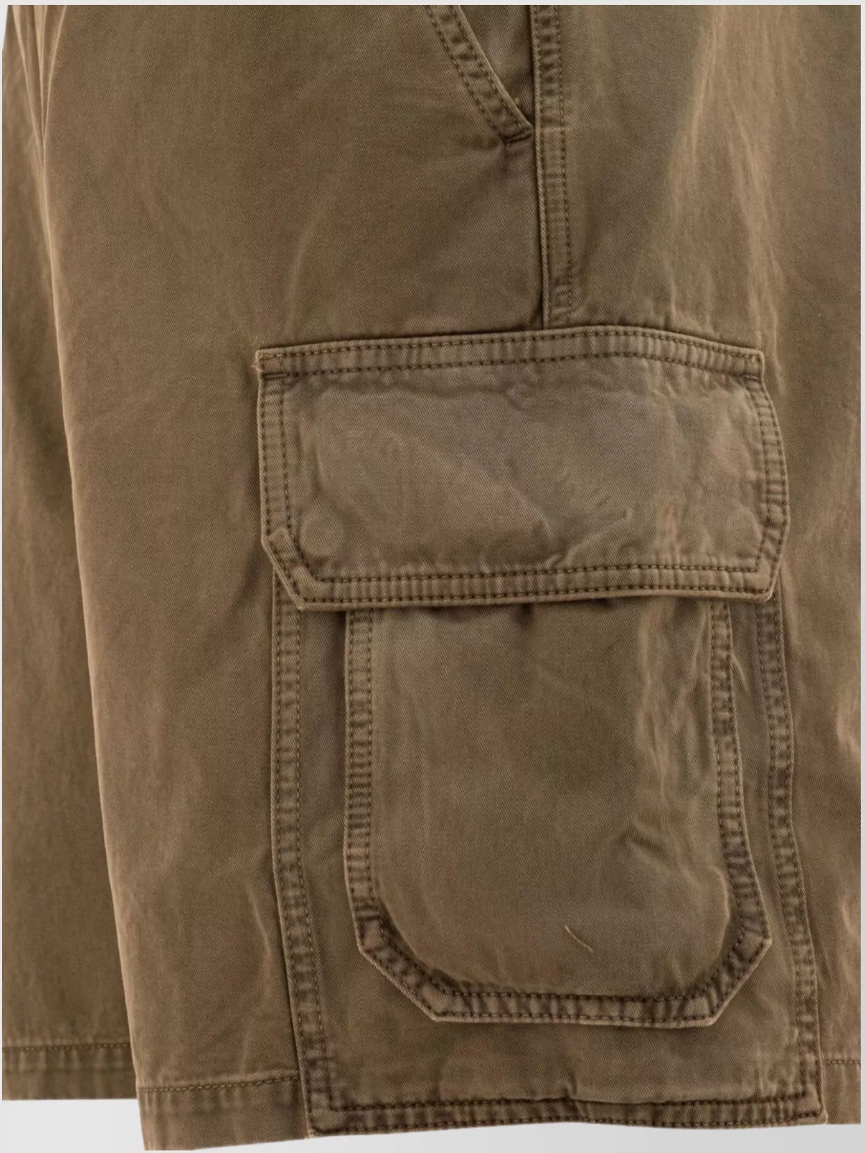 Loewe Utility Cargo Shorts Featuring Pockets