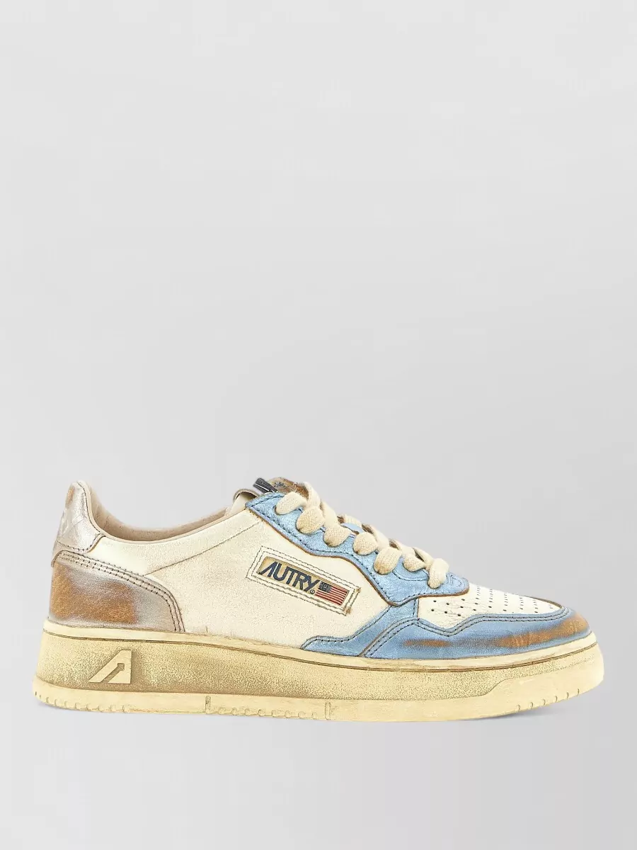 Autry Medalist Low Sneakers Perforated Toe Panels Rubber