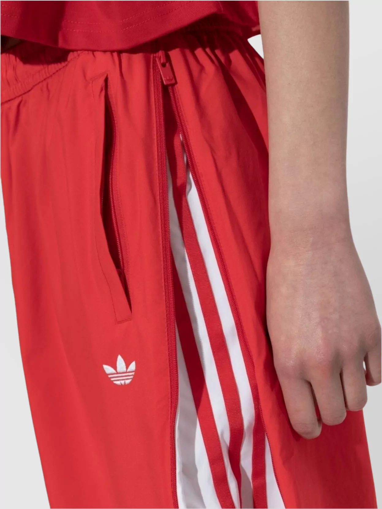 ADIDAS ORIGINALS SPORTY TROUSERS WITH ZIPPER ACCENTS