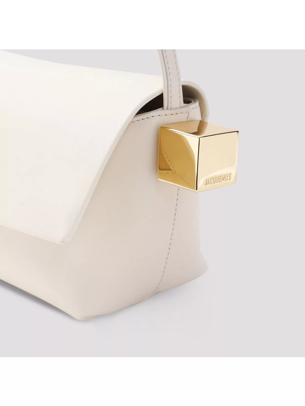 【関税＆送料込み】Jacquemus Round Square Handbag Jacquemus The round square handbag | The Fashion Square