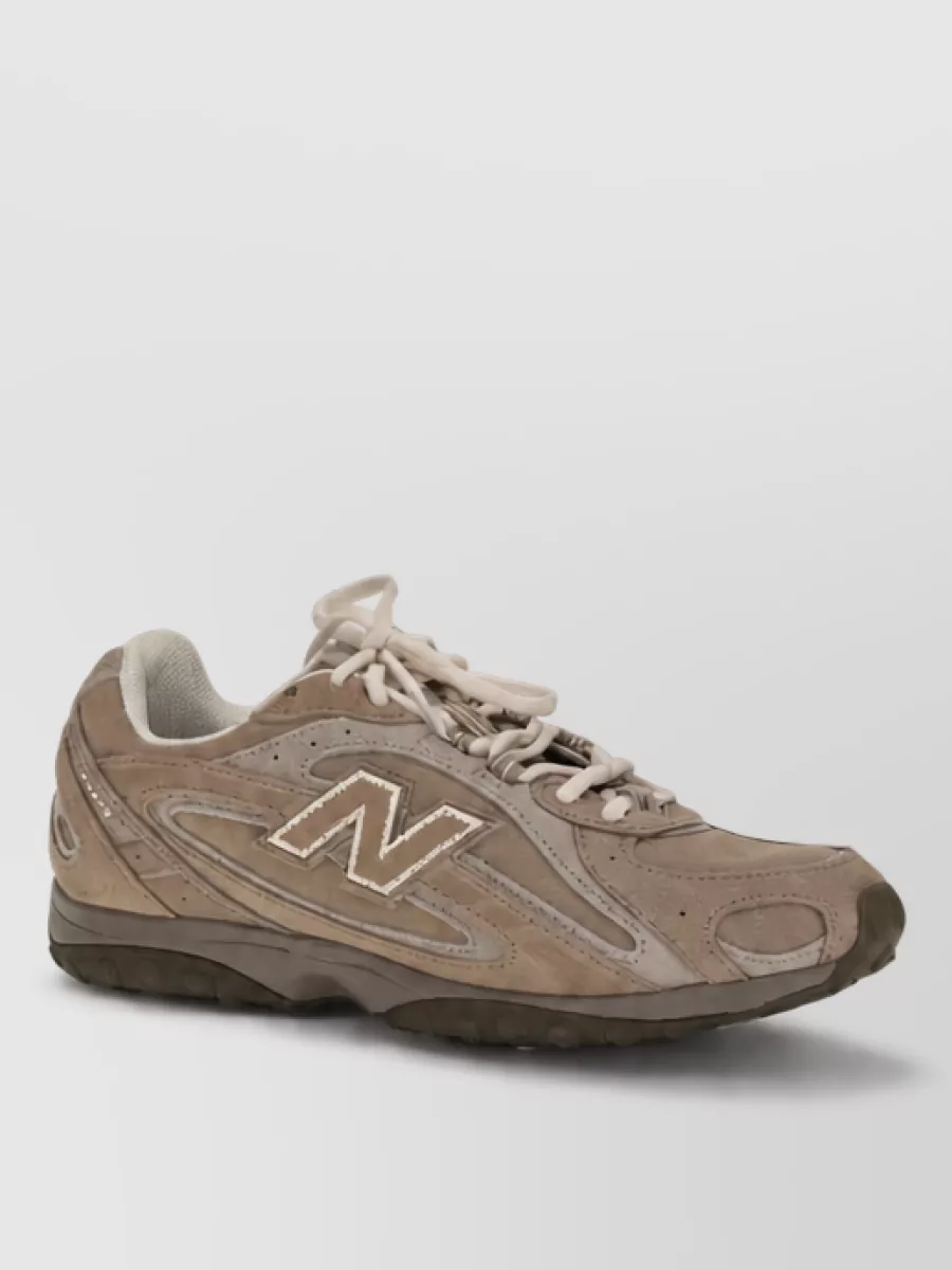 New Balance leather low-top sneakers