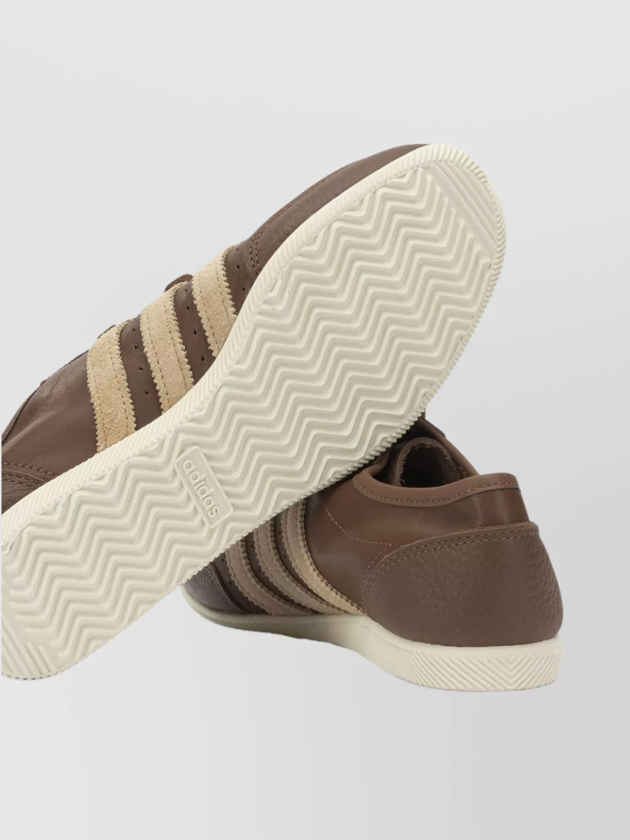 Adidas Originals Sneakers And Slip-On Contrast Stripes