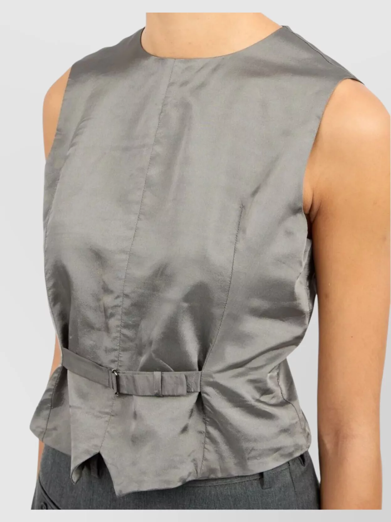 Mm6 Maison Margiela Mm6 By Maison Margiela Satin-finish Grey Gilet With Structured Belt In Gray