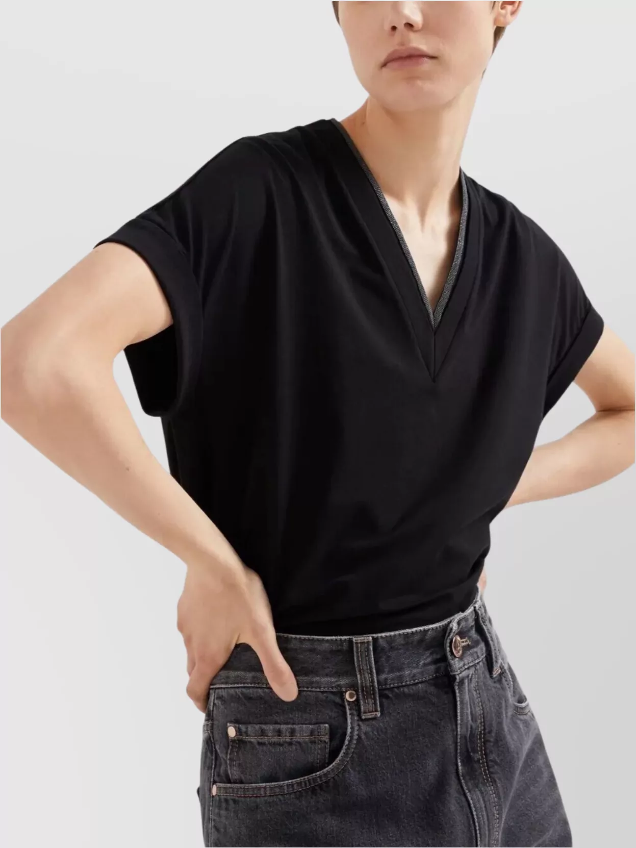 Brunello Cucinelli Short-sleeve T-shirt With V-neckline In Black