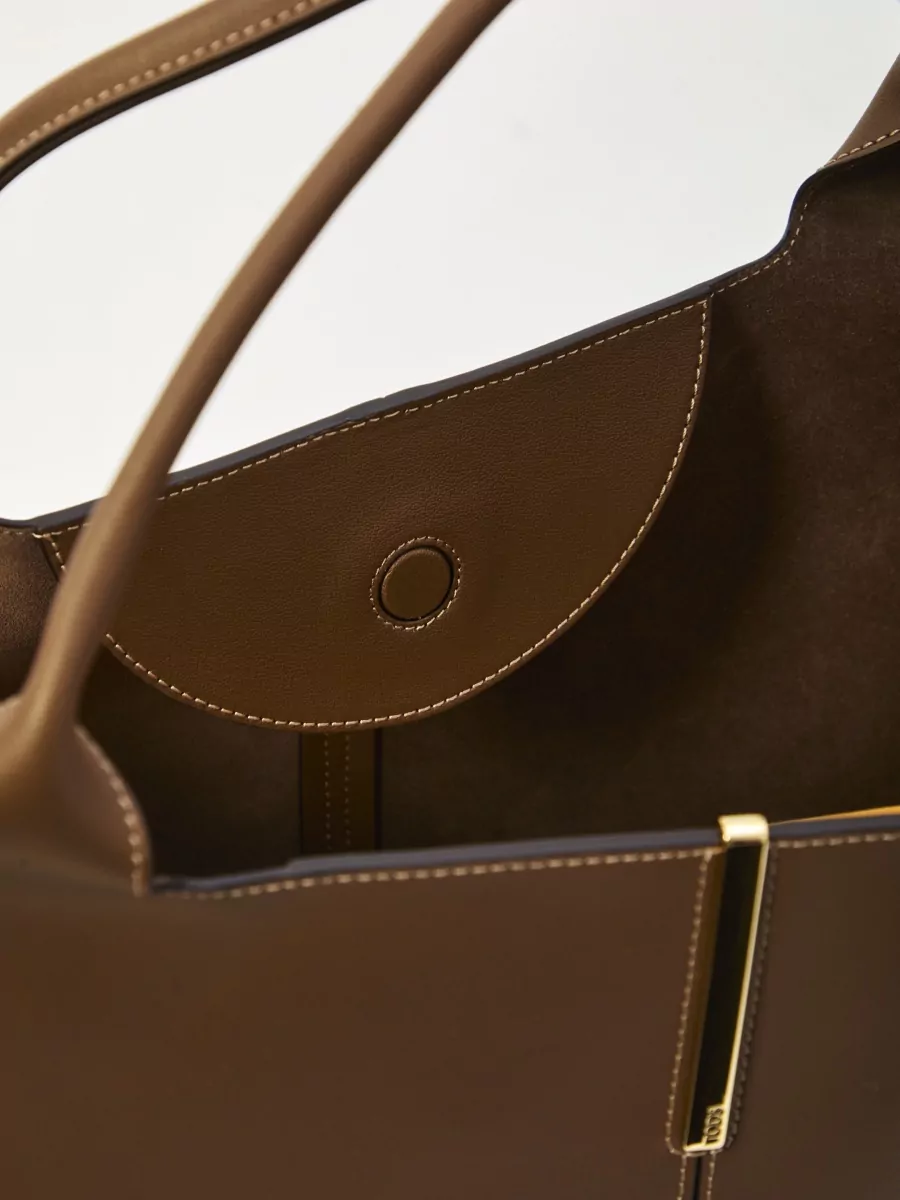 Tod's Di Bag Medium Leather Tote Bag