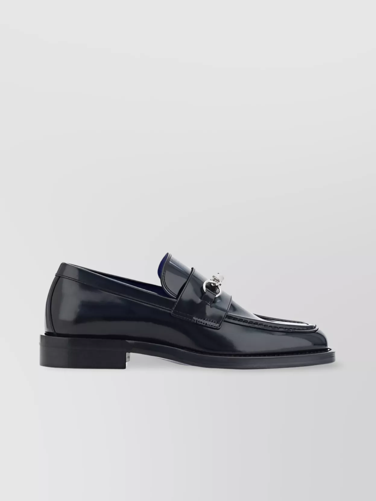 Shop Burberry Chain Detail Leather Loafers