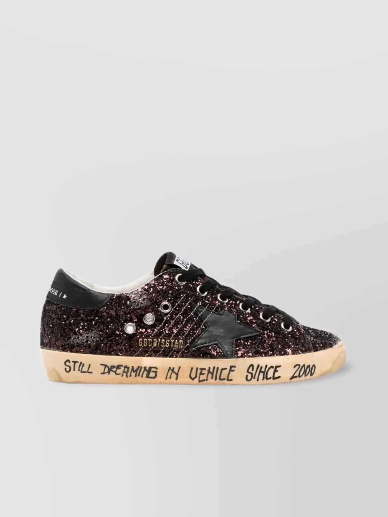 Golden Goose Low Top Sneakers With Eyelet And Star Detail In Black